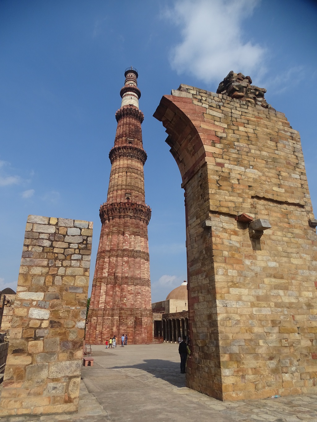 Qutb Minar (Delhi, India) - Photo 2